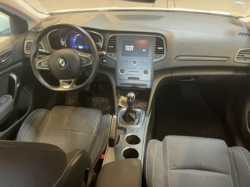 Renault Megane 1.5 BLUE dCi Business 2020 – снимка 17