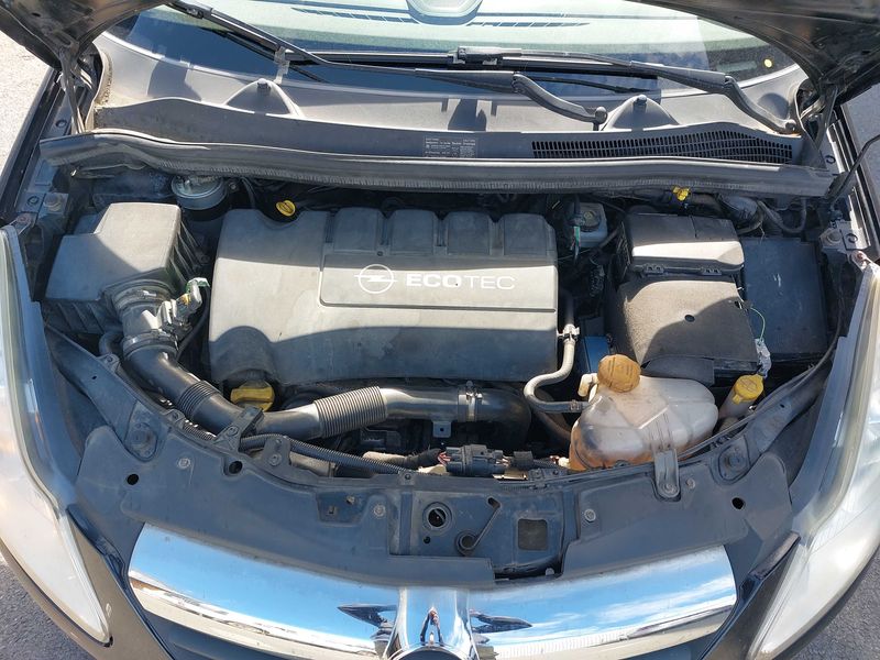 Opel Corsa 1.3 CDTI Essentia 2009 – снимка 8