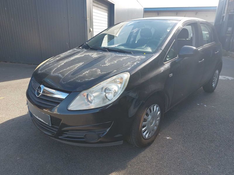 Opel Corsa 1.3 CDTI Essentia 2009 – снимка 2
