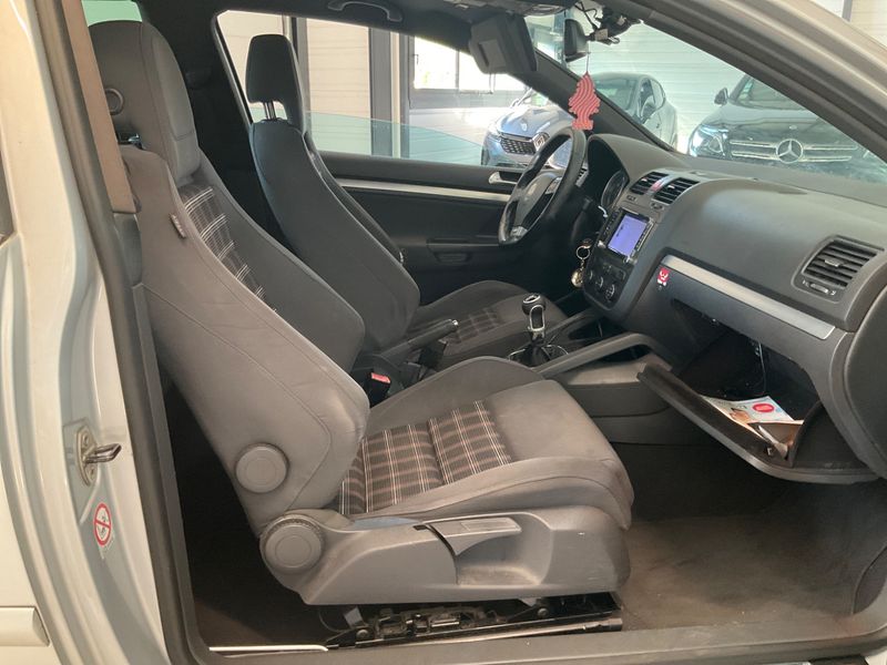 Volkswagen Golf V 2.0 TFSI GTI 2005 – снимка 3