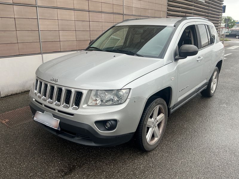 Jeep Compass 2.2 CRD Limited 4x4 2011 – снимка 1