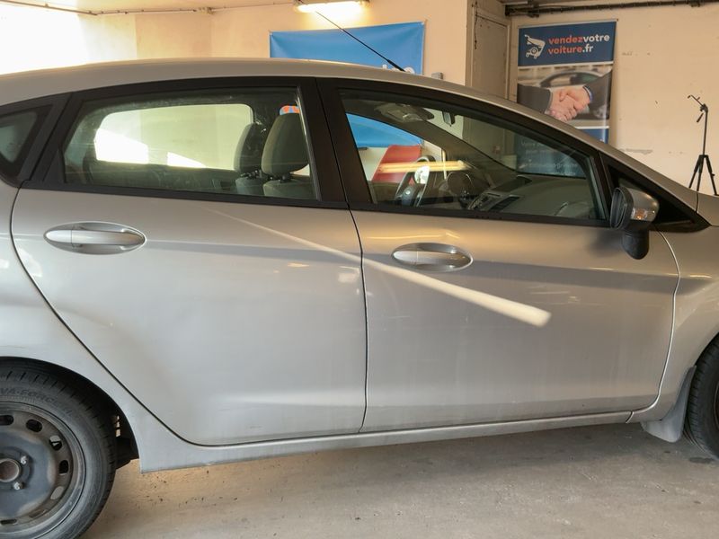 Ford Fiesta 1.4 Trend 2010 – снимка 10