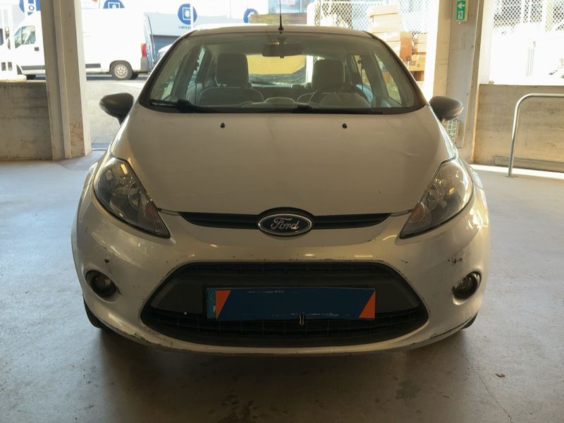 Ford Fiesta 1.4 Trend 2010 – снимка 14