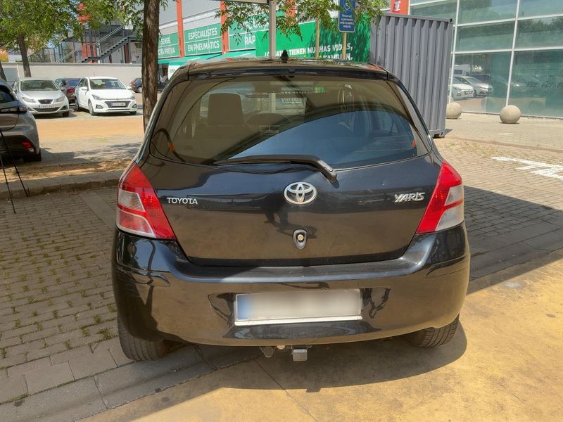 Toyota Yaris 1.4 D-4D Connect 2011 – снимка 7