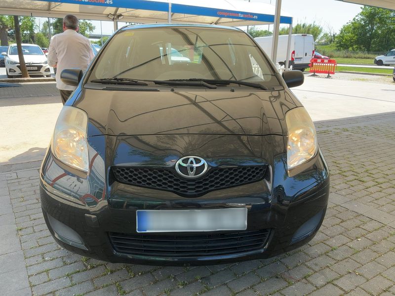Toyota Yaris 1.4 D-4D Connect 2011 – снимка 14