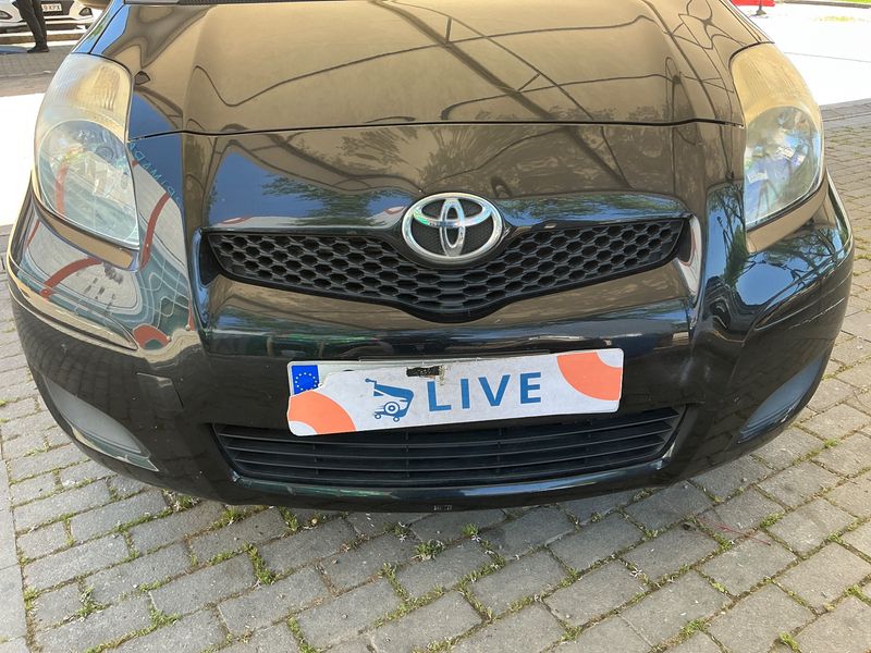 Toyota Yaris 1.4 D-4D Connect 2011 – снимка 42