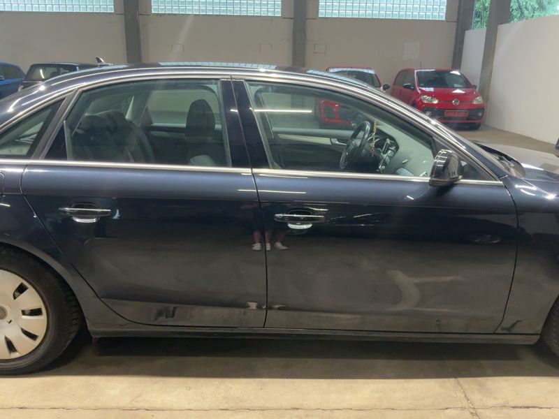 Audi A4 2.0 TDI Ambition 2011 – снимка на щета