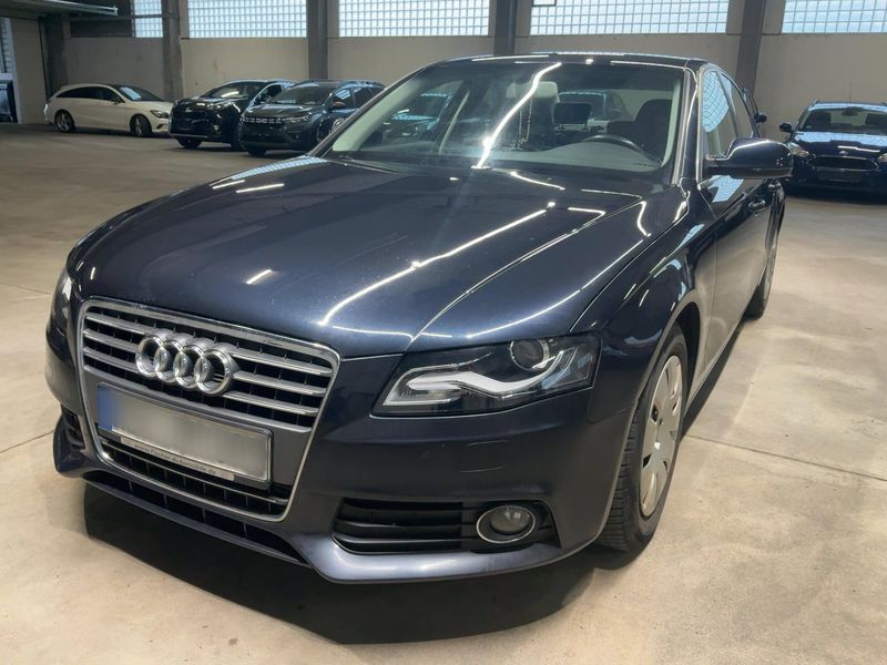 Audi A4 2.0 TDI Ambition 2011 – снимка 1