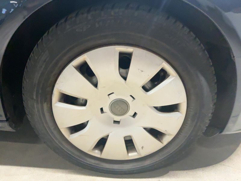 Audi A4 2.0 TDI Ambition 2011 – снимка 19