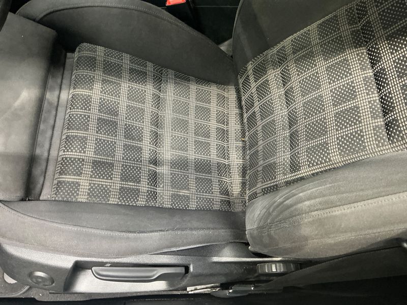 Audi A4 2.0 TDI Ambition 2011 – снимка на щета