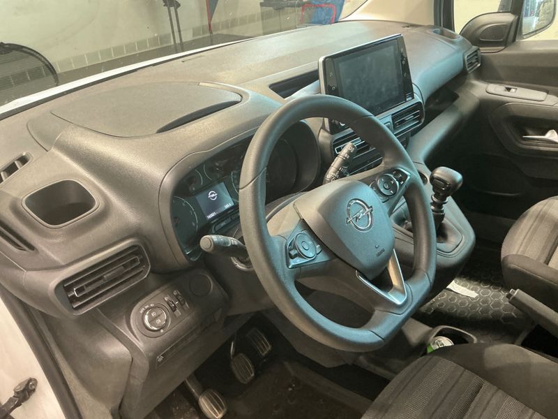 Opel Combo Life 1.5 CDTI Edition 2022 – снимка 35