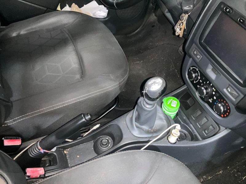 Dacia Duster 1.5 dCi Laureate 4x2 2014 – снимка 37