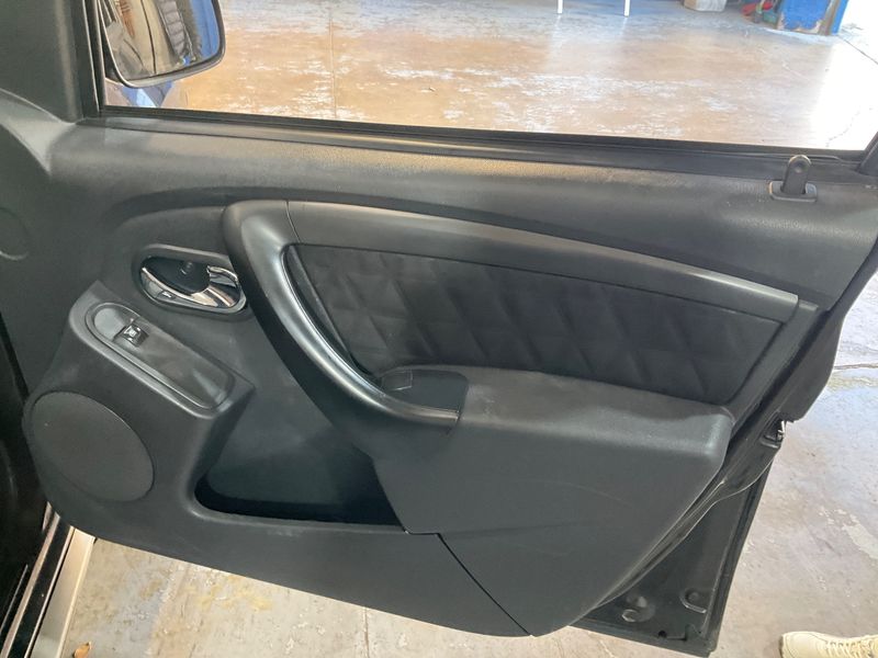Dacia Duster 1.5 dCi Laureate 4x2 2014 – снимка 35