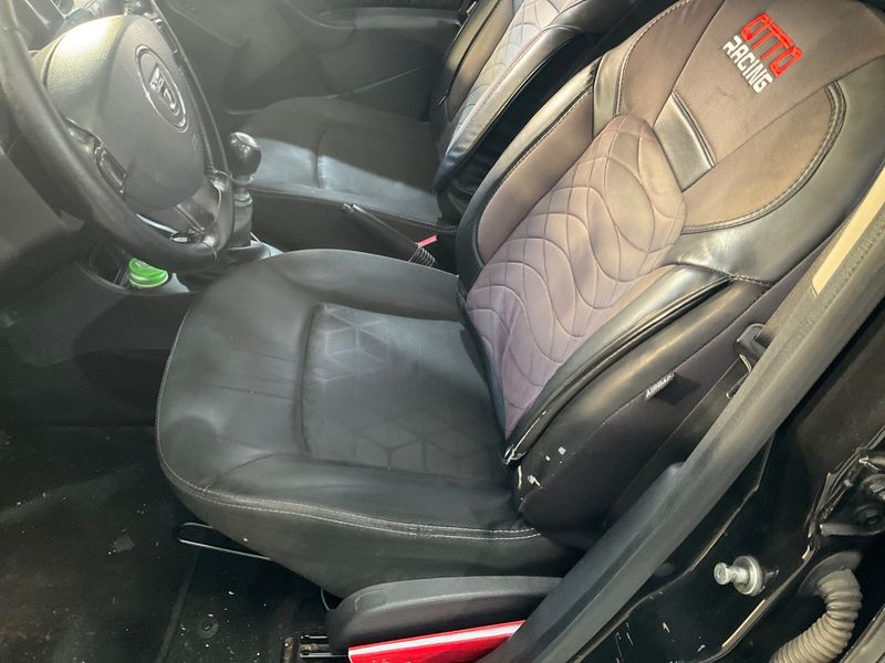Dacia Duster 1.5 dCi Laureate 4x2 2014 – снимка 34