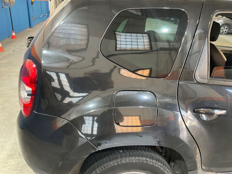 Dacia Duster 1.5 dCi Laureate 4x2 2014 – снимка 23