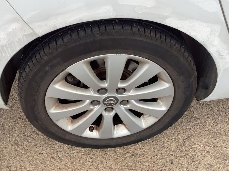 Opel Zafira Tourer 2.0 CDTI Excellence 2017 – снимка 9