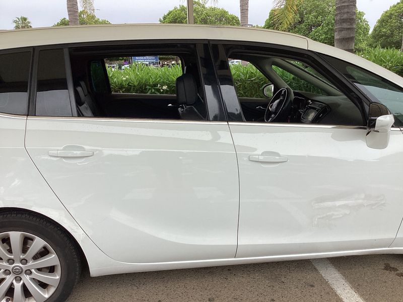 Opel Zafira Tourer 2.0 CDTI Excellence 2017 – снимка 10