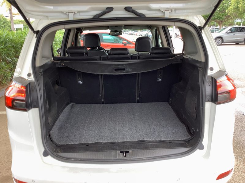 Opel Zafira Tourer 2.0 CDTI Excellence 2017 – снимка 7