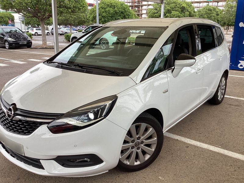 Opel Zafira Tourer 2.0 CDTI Excellence 2017 – снимка 1