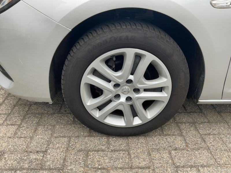 Opel Astra 1.2 Turbo Edition Start/Stop 2020 – снимка 3