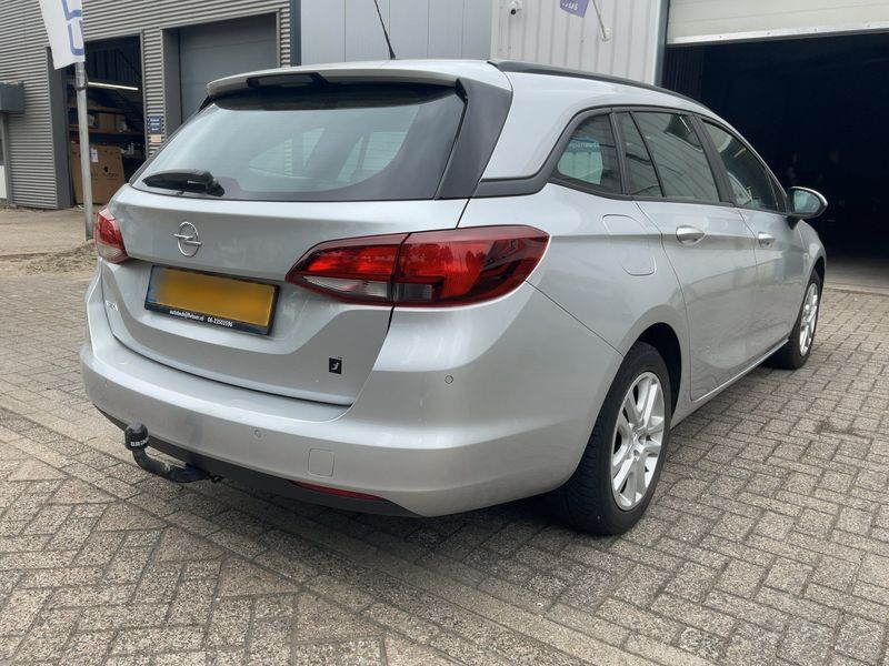 Opel Astra 1.2 Turbo Edition Start/Stop 2020 – снимка 8