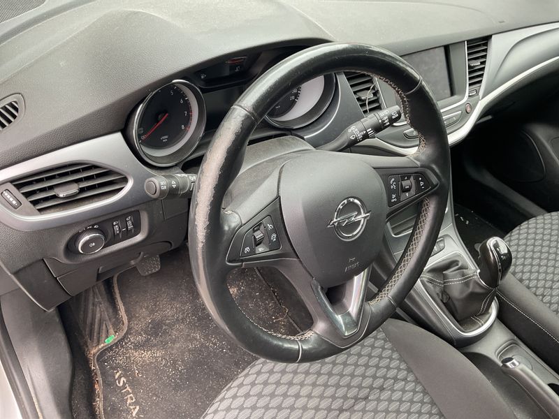Opel Astra 1.2 Turbo Edition Start/Stop 2020 – снимка 25
