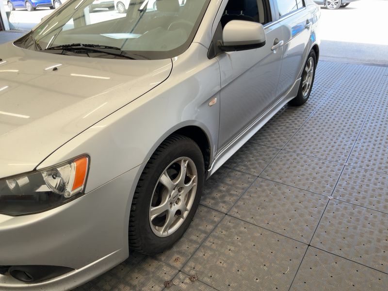 Mitsubishi Lancer 1.8 DOHC Intense 2009 – снимка 2