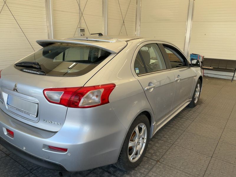 Mitsubishi Lancer 1.8 DOHC Intense 2009 – снимка 8