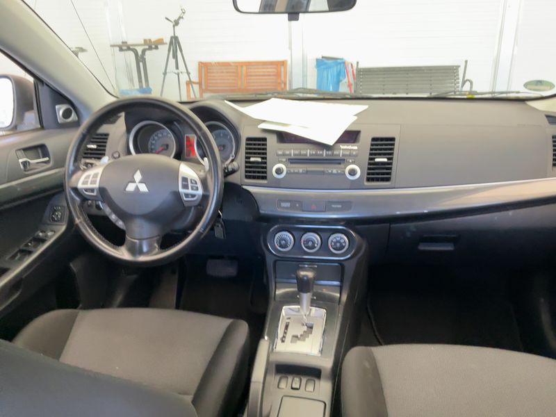 Mitsubishi Lancer 1.8 DOHC Intense 2009 – снимка 18