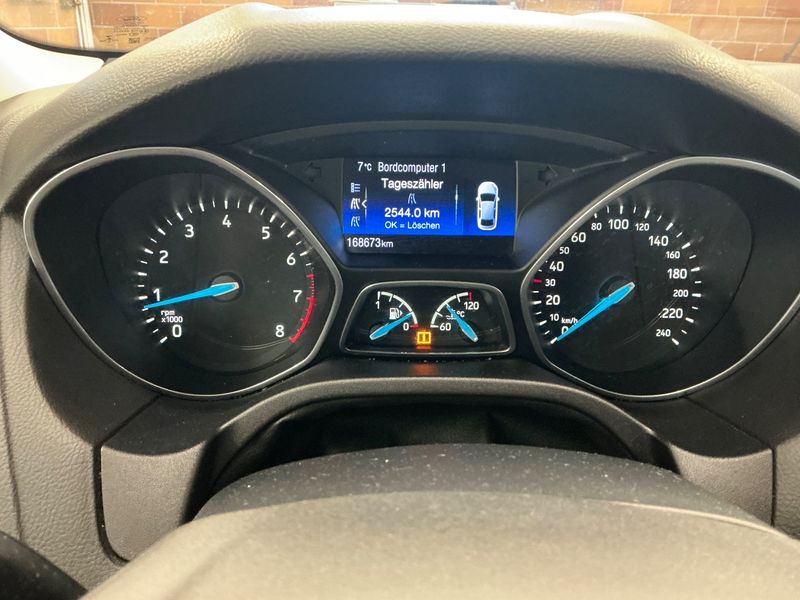 Ford Focus 1.5 EcoBoost Business 2016 – снимка 18