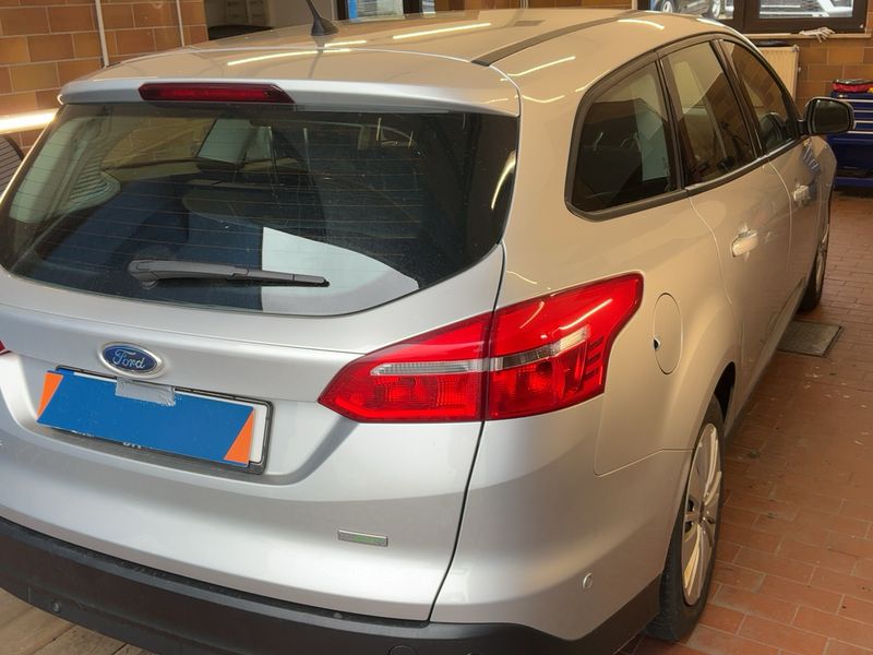 Ford Focus 1.5 EcoBoost Business 2016 – снимка 8