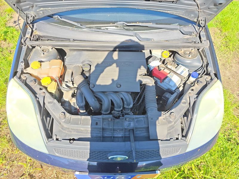Ford Fiesta 1.4 Viva X 2005 – снимка 8