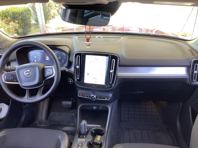 Volvo XC40 2.0 D3 Business Plus 2WD 2020 – снимка 17