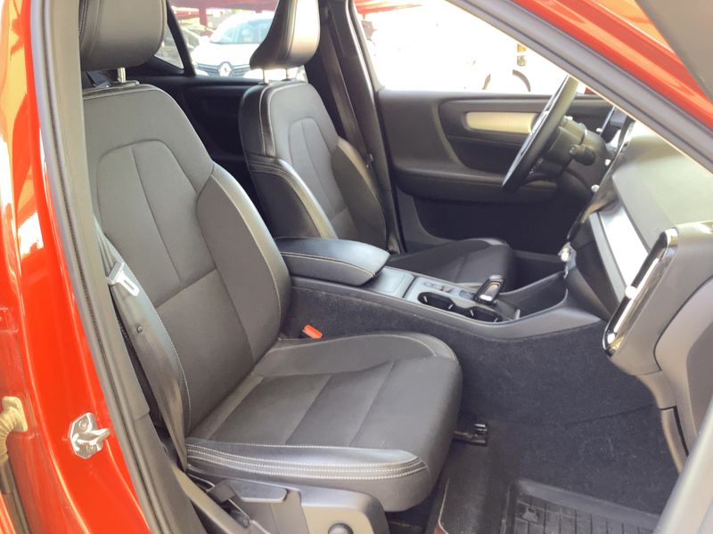 Volvo XC40 2.0 D3 Business Plus 2WD 2020 – снимка 16