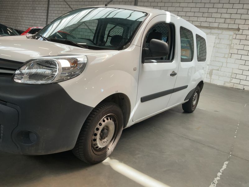 Renault Kangoo 1.5 BLUE dCi Rapid Maxi Extra 2020 – снимка 2
