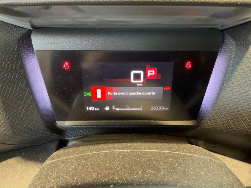 Citroen C4 1.2 PureTech Feel Pack 2021 – снимка 18