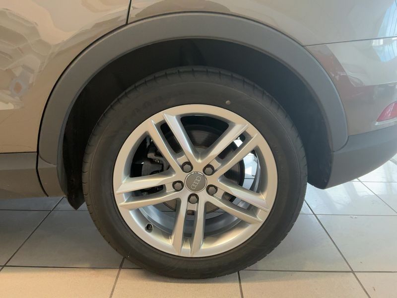 Audi Q3 1.4 TFSI ACT 2015 – снимка 5