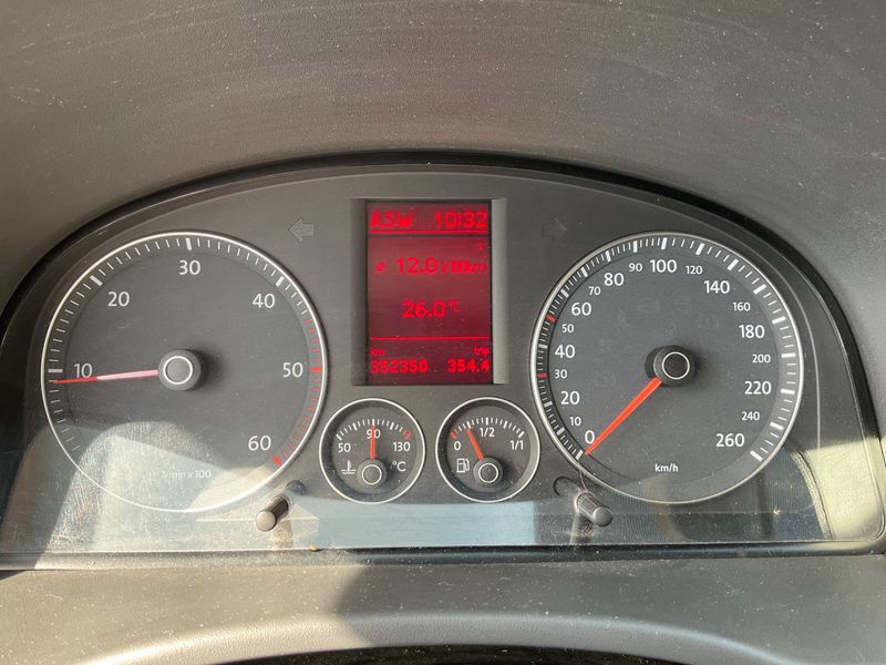 Volkswagen Caddy 2.0 TDI Life 2010 – снимка 4
