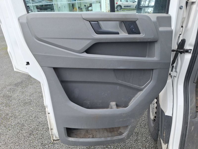 Volkswagen Crafter 2.0 TDI Kasten 30 Trendline mittellang Hochdach FWD 2019 – снимка 49