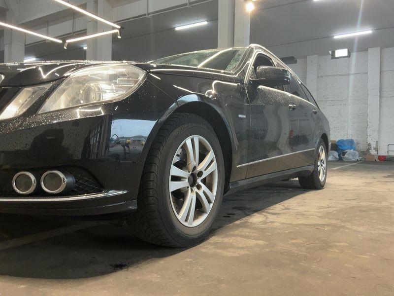 Mercedes-Benz E-Klasse E 350 CGI T BlueEfficiency Elegance 2010 – снимка 2