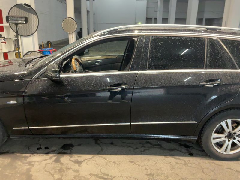 Mercedes-Benz E-Klasse E 350 CGI T BlueEfficiency Elegance 2010 – снимка 4