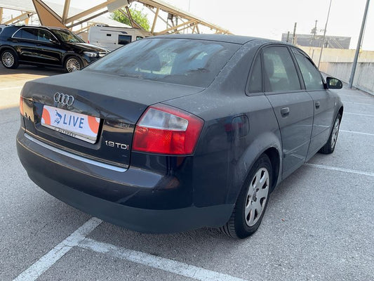 Audi A4 1.9 TDI 2002 – снимка 2