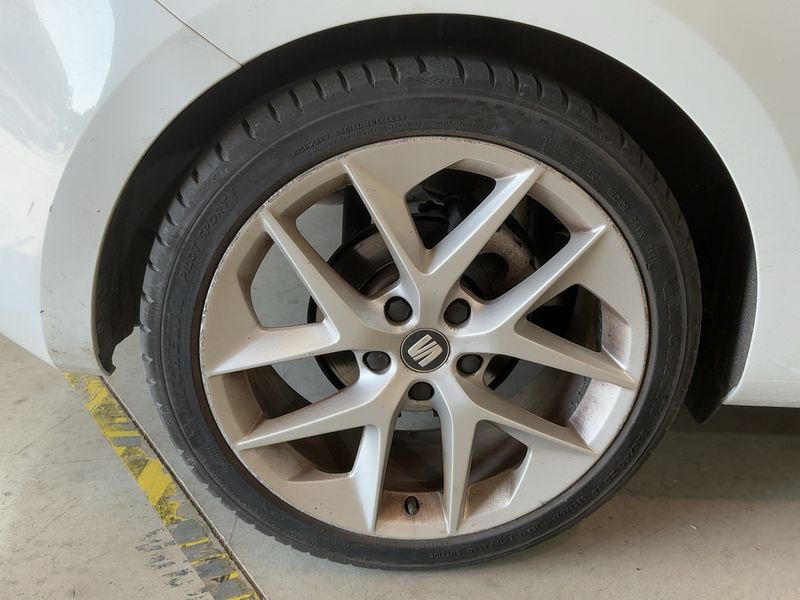 Seat Leon 2.0 TDI FR 2013 – снимка 9