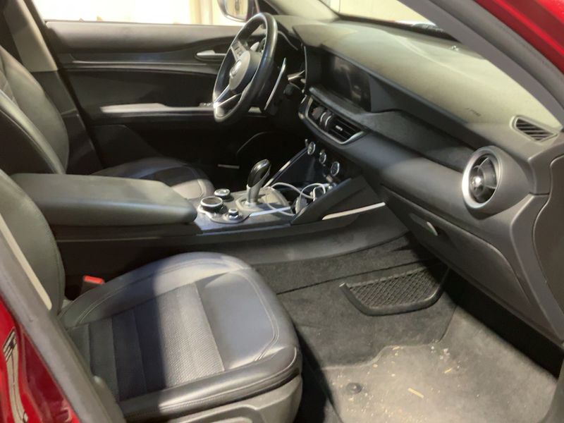 Alfa Romeo Stelvio 2.2 JTDM B-Tech Q4 2019 – снимка 16