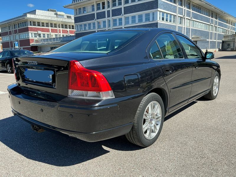 Volvo S60 2.4 Bi-Fuel Momentum 2007 – снимка 2