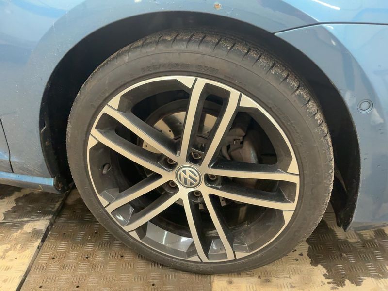 Volkswagen Golf VII 2.0 TDI Highline BlueMotion Tech 2013 – снимка 11