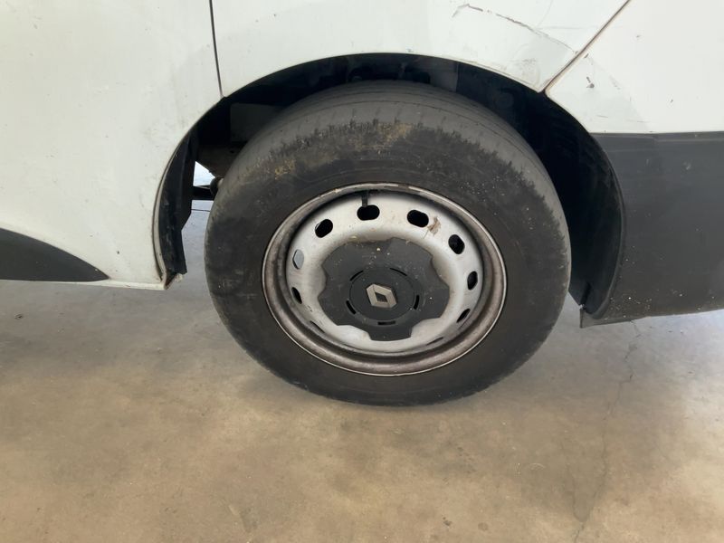 Renault Trafic 2.0 dCi L1H1 2,8t Komfort 2020 – снимка 11