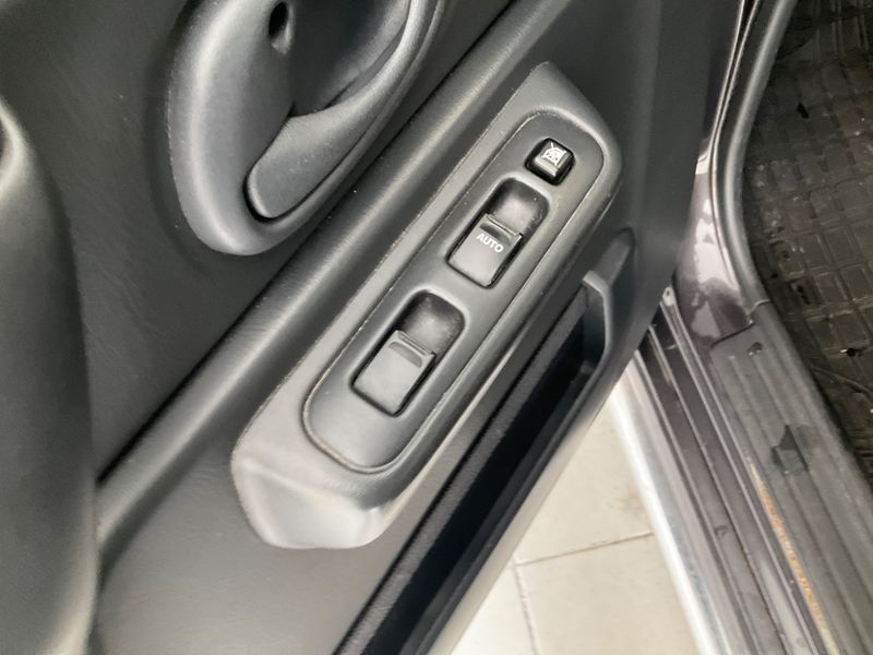 Suzuki Jimny 1.3 Style 2009 – снимка 26