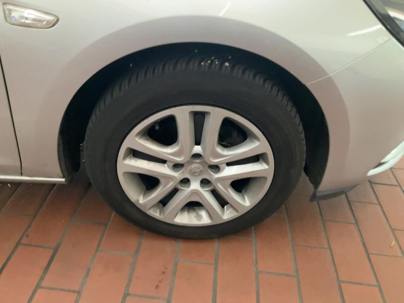 Opel Astra 1.6 CDTI DPF Edition Start/Stop 2019 – снимка 11