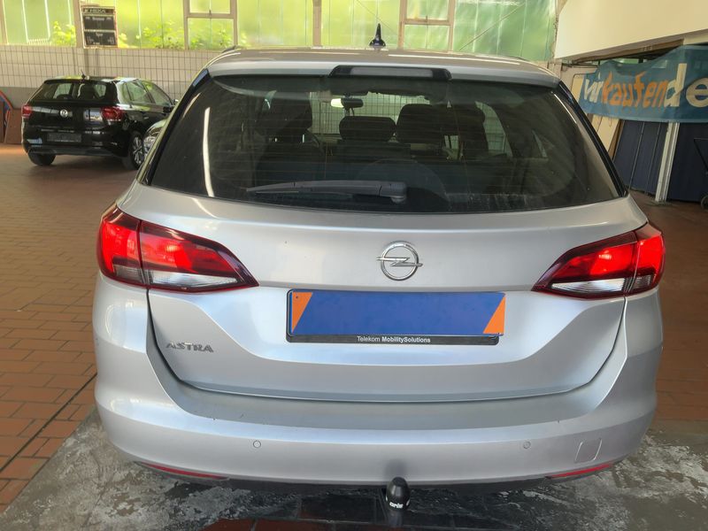 Opel Astra 1.6 CDTI DPF Edition Start/Stop 2019 – снимка 7
